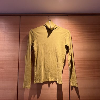 senfgelber baumwoll Rollkragenpullover, Benetton