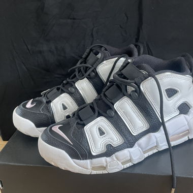 Nike Air Uptempo