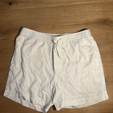 H&M Lightweight Fabric Shorts