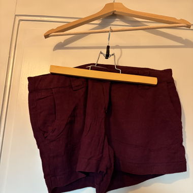 Short prune avec détail poche