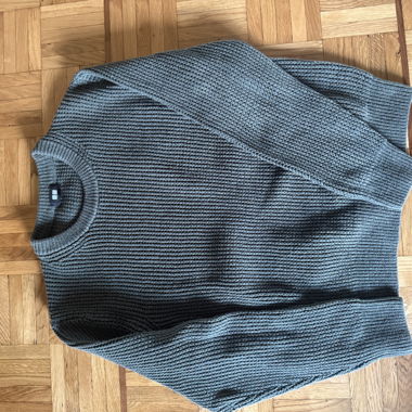 Pull en laine - vert et gris 
