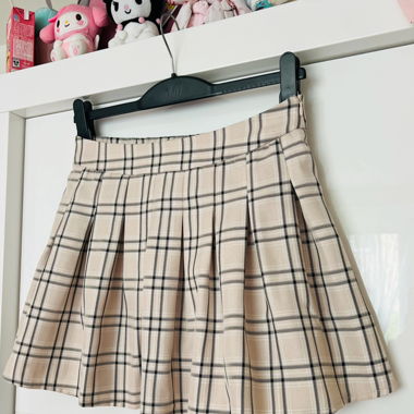 Cute skirt from Stradivarius