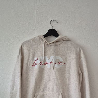 Pull a capuche 