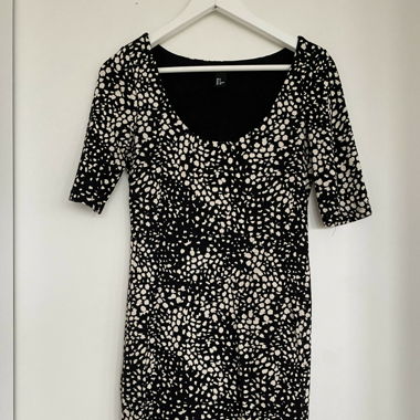 Kleid Grösse S