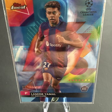 Carta Lamine Yamal Topps /275
