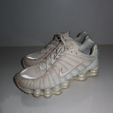 Nike Shox Special Edition Weiss & Beige