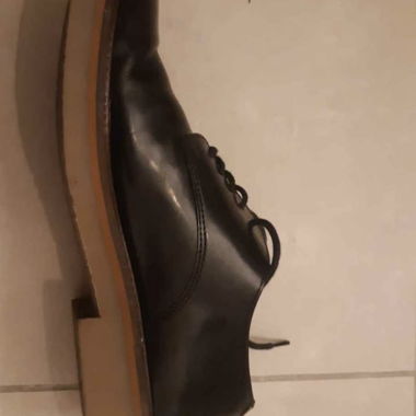Scarpe derby nere Kickers