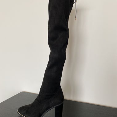 Cuissardes noires à talons 