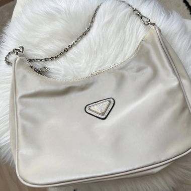 BAG WITH STRAPS