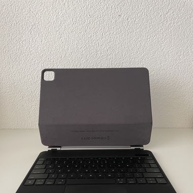 iPad Pro 13 Hülle mit Tastatur