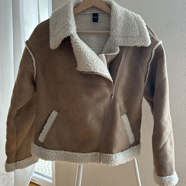 Mid-season jacket