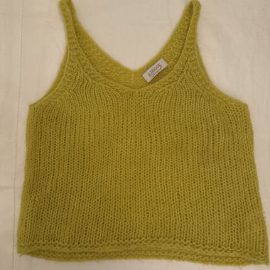 Top in maglia gialla