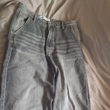 Jeans gris Bershka skater