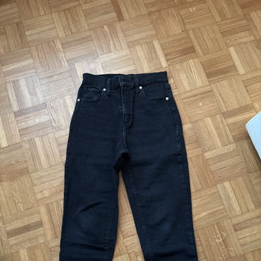 JEAN NOIR LEVIS