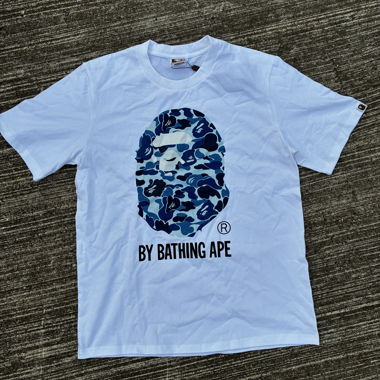 T-shirt BAPE azzurro chiaro