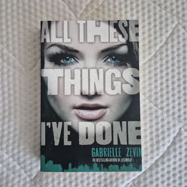 Libro "All These Things I've Done"