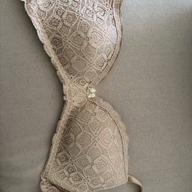 Reggiseno in pizzo Intimissimi crema