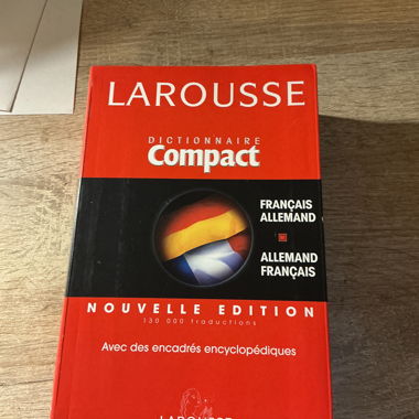 Dizionario compatto Larousse