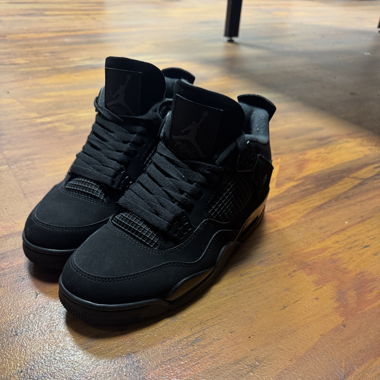 Jordan 4 Blackcats