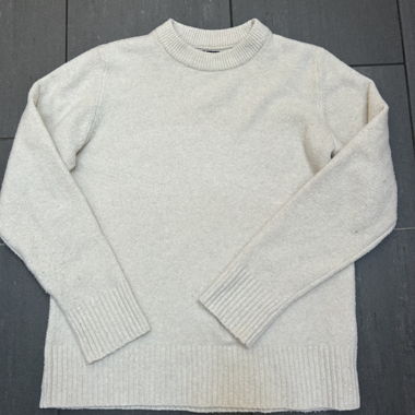 Maglione in maglia AMISU