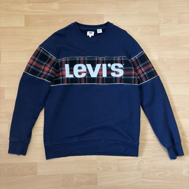 Levi’s Sweatshirt – Größe M – Guter Zustand