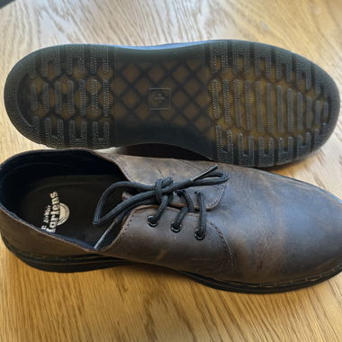 Doctor Martens - stile Derbie
