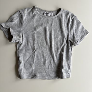 T-shirt Bershka gris côtelé