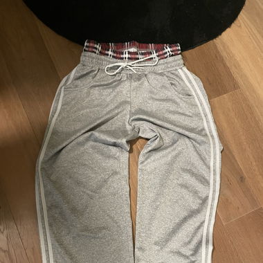 Striped Jogginghose grau