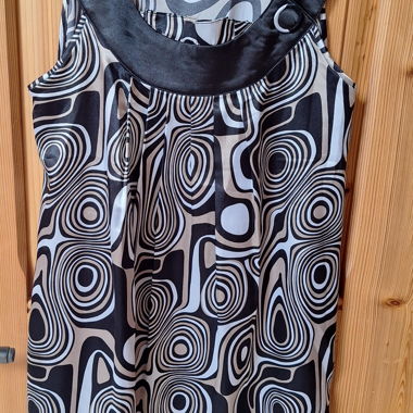 Robe sans manches CONTRABAND