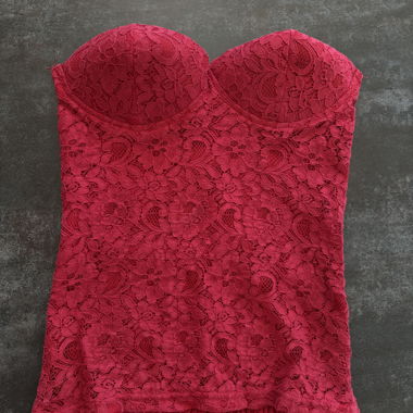 Top bustier dentelle rouge