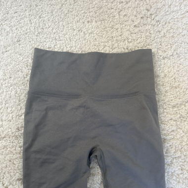 Shorts / Leggings Corti Grigi con Arricciatura