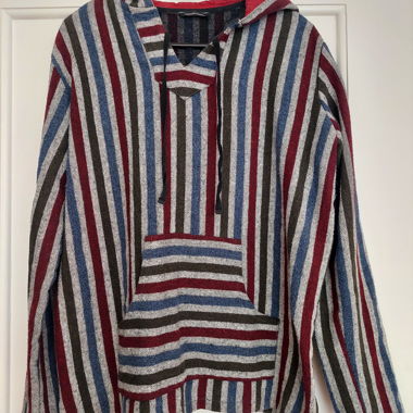 Kapuzenjacke/-pullover / veste/pull à capuche