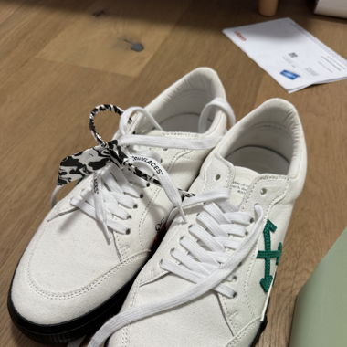 Off White Schuhe Neu