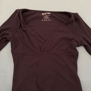 Top originale BoTee nero a costine