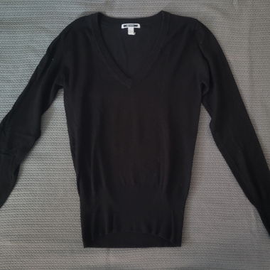 V-neck sweater