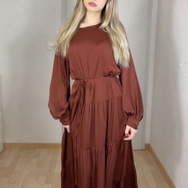 dunkle rote maxi kleid bedeckt abaya