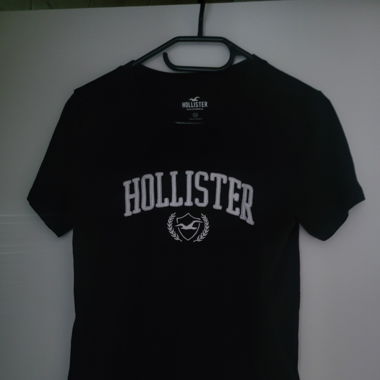 Hollister T-Shirt