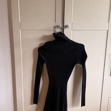 Robe côtelée noire