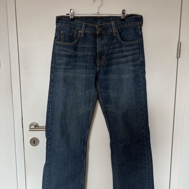 Straight leg Levis jeans