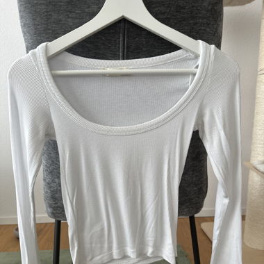 Weisses Langarmshirt von Bershka