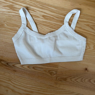 Brassiere blanche en maille