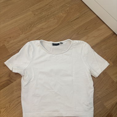 White ASOS DESIGN T-Shirt