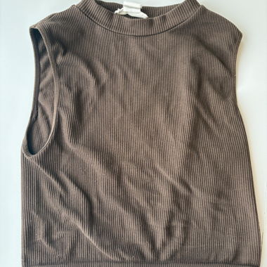 brown crop top