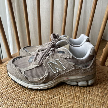 New Balance 2002R Sneaker