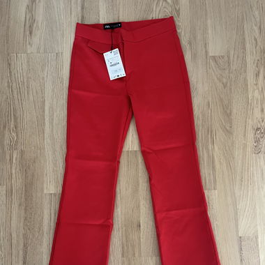 Pantalon rouge - Zara