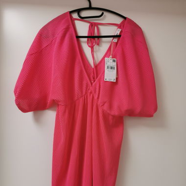 Pinkes Kleid