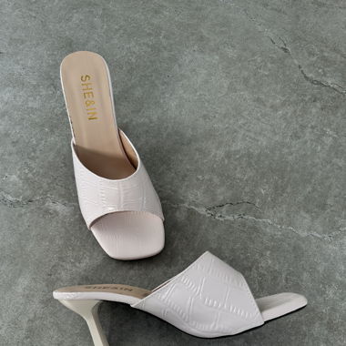 Talons bas rosés