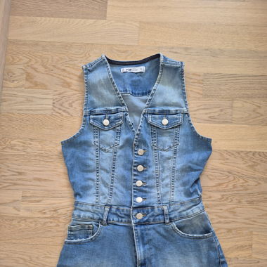 Salopette short court en jean