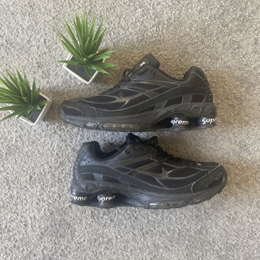 Nike Shox Supreme