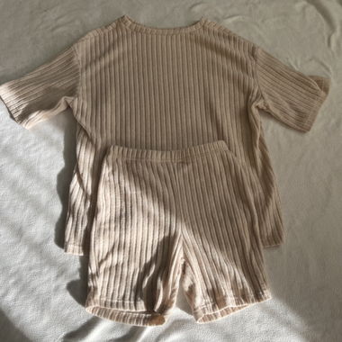 Completo beige